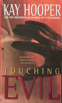 Touching Evil By Kay Hooper